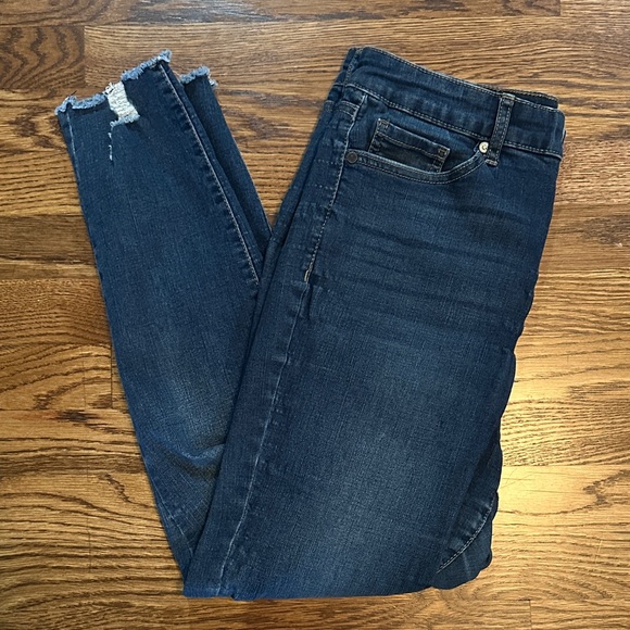 sofia by sofia vergara Denim - Sofia by Sofia Vergara Dark Blue Ankle Jeans